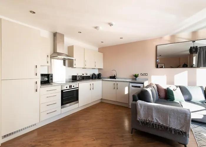 Boat House - Luxe With River View - Next To Harbour & Cafes Apartman