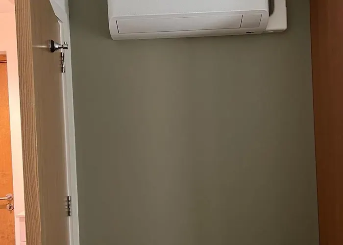 Boat House - Luxe With River View - Next To Harbour & Cafes Bristol