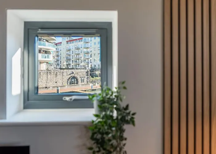 Apartmán Boat House - Luxe With River View - Next To Harbour & Cafes Bristol